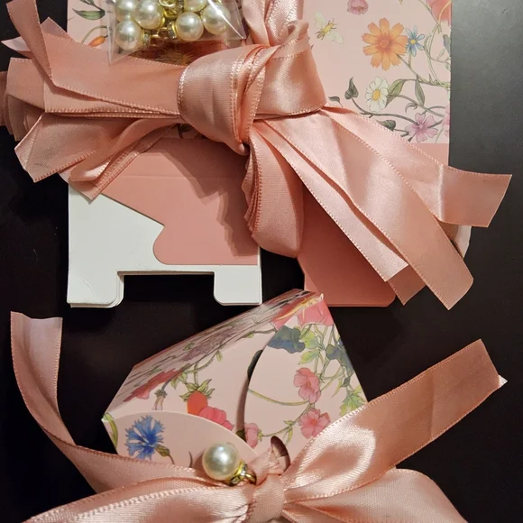 Pink Floral Party Favor Boxes with Satin Ribbon 20pc - Picture 2 of 2